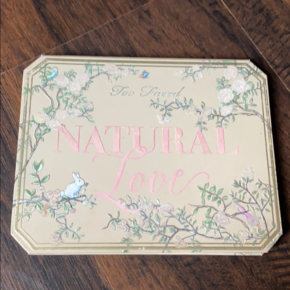 Eyeshadow palette
